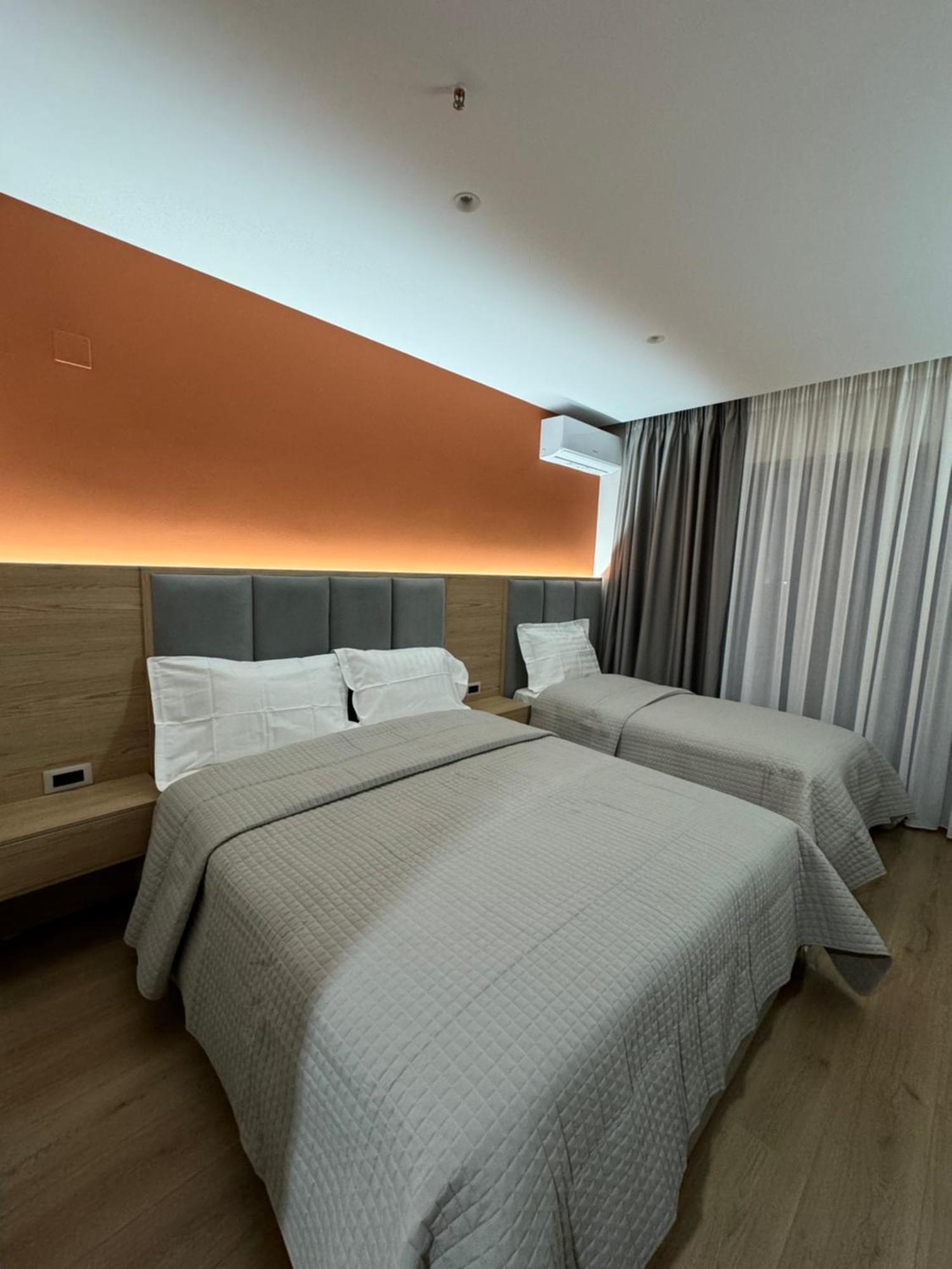Hotel Lyhnidas Udenisht Екстериор снимка