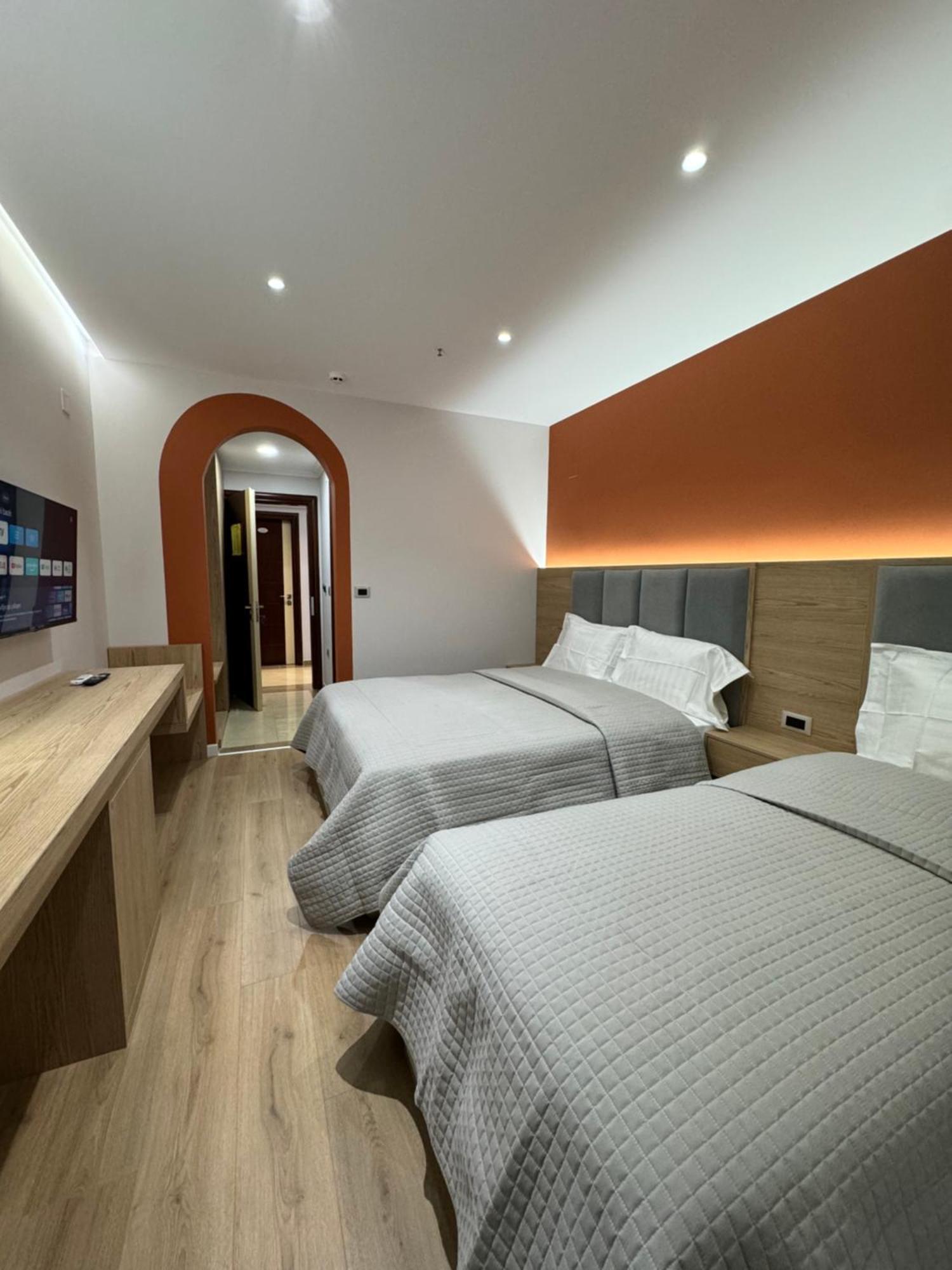 Hotel Lyhnidas Udenisht Екстериор снимка