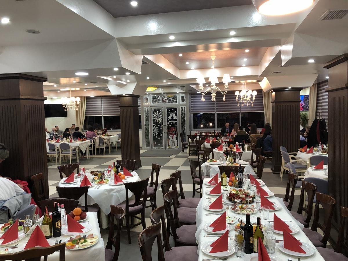 Hotel Lyhnidas Udenisht Екстериор снимка