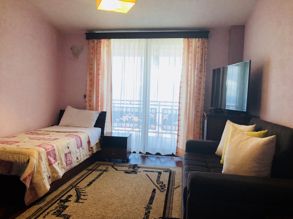 Hotel Lyhnidas Udenisht Екстериор снимка